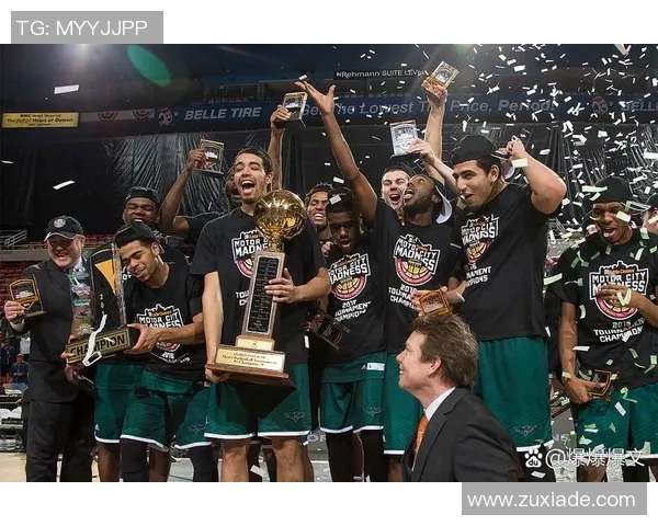 爵士队放弃三名即战力球员聚焦年轻阵容目标冲击新赛季胜利 爵士队放弃三名即战力球员聚焦年轻阵容目标冲击新赛季胜利