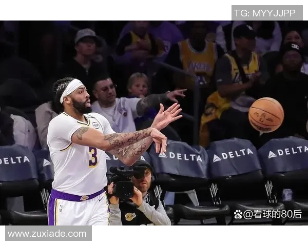 浓眉42+23詹姆斯22+7+8 湖人力克黄蜂4连胜